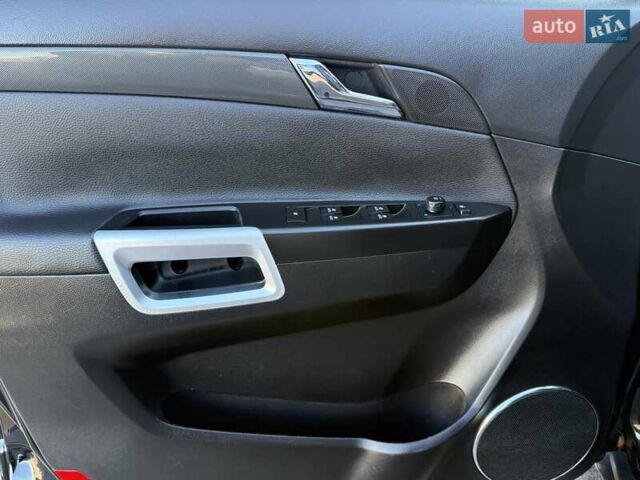 Черный Опель Антара, объемом двигателя 2.2 л и пробегом 225 тыс. км за 9700 $, фото 41 на Automoto.ua