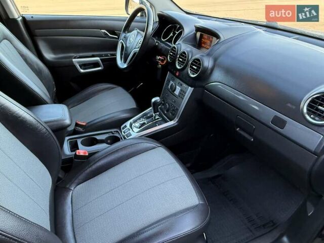 Черный Опель Антара, объемом двигателя 2.2 л и пробегом 225 тыс. км за 9700 $, фото 45 на Automoto.ua