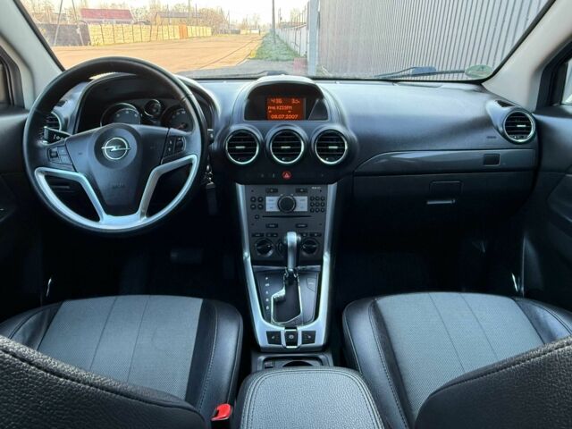 Черный Опель Антара, объемом двигателя 2.2 л и пробегом 225 тыс. км за 9700 $, фото 20 на Automoto.ua