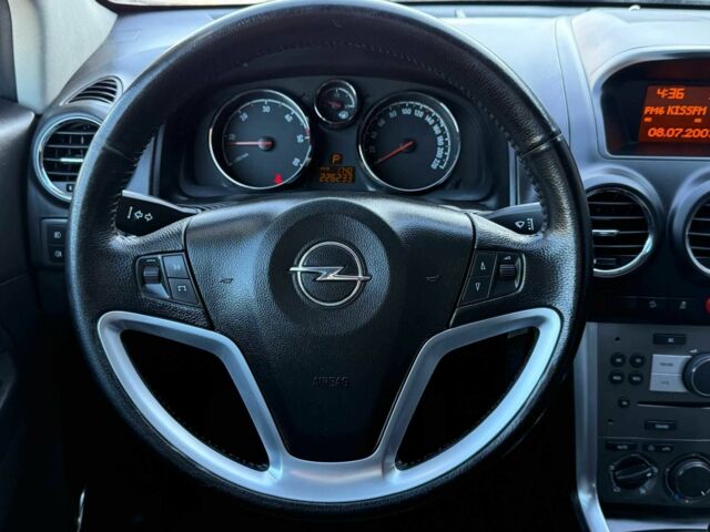 Черный Опель Антара, объемом двигателя 2.2 л и пробегом 225 тыс. км за 9700 $, фото 21 на Automoto.ua