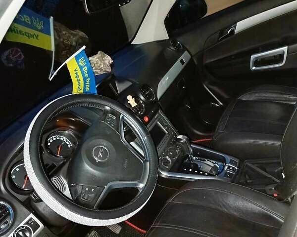 Чорний Опель Антара, об'ємом двигуна 0 л та пробігом 303 тис. км за 10500 $, фото 12 на Automoto.ua