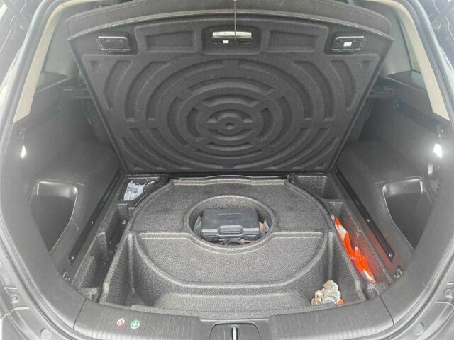 Черный Опель Антара, объемом двигателя 2.2 л и пробегом 178 тыс. км за 10900 $, фото 19 на Automoto.ua