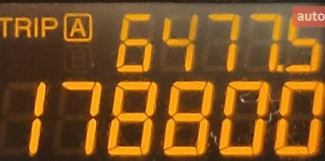 Черный Опель Антара, объемом двигателя 2.2 л и пробегом 178 тыс. км за 10250 $, фото 8 на Automoto.ua