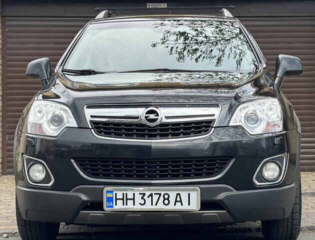 Чорний Опель Антара, об'ємом двигуна 2.2 л та пробігом 305 тис. км за 7999 $, фото 2 на Automoto.ua