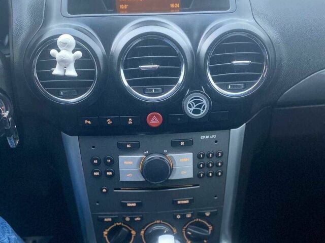 Черный Опель Антара, объемом двигателя 2.2 л и пробегом 178 тыс. км за 10900 $, фото 14 на Automoto.ua