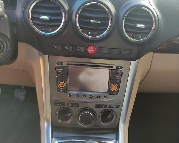 Черный Опель Антара, объемом двигателя 2.2 л и пробегом 178 тыс. км за 10250 $, фото 9 на Automoto.ua