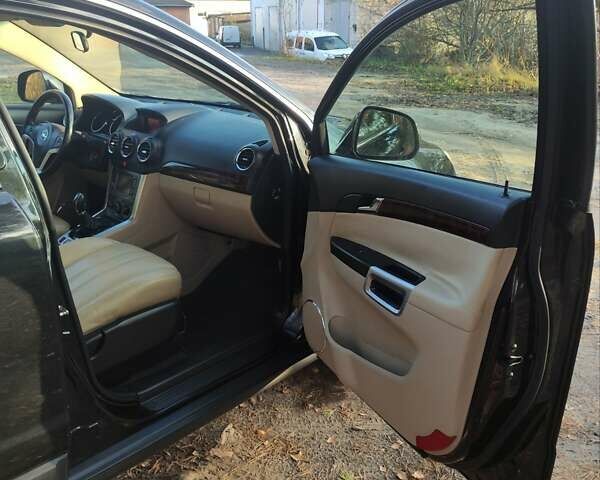 Черный Опель Антара, объемом двигателя 2.2 л и пробегом 178 тыс. км за 10250 $, фото 13 на Automoto.ua