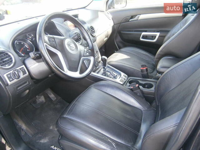 Чорний Опель Антара, об'ємом двигуна 2.23 л та пробігом 211 тис. км за 11200 $, фото 11 на Automoto.ua