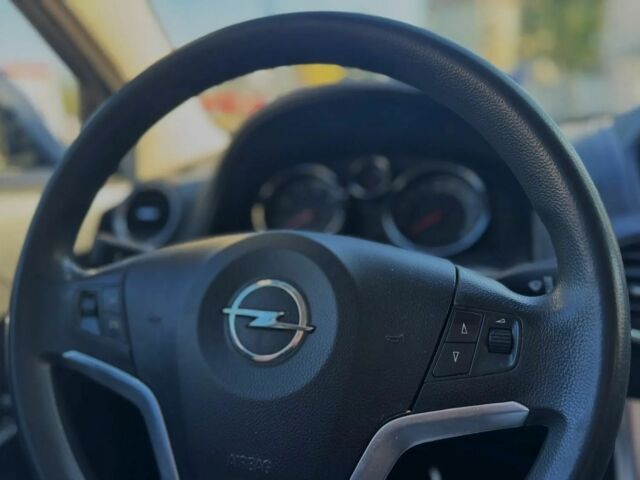 Черный Опель Антара, объемом двигателя 2.2 л и пробегом 155 тыс. км за 7800 $, фото 15 на Automoto.ua