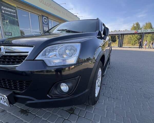 Чорний Опель Антара, об'ємом двигуна 2.4 л та пробігом 238 тис. км за 8900 $, фото 14 на Automoto.ua