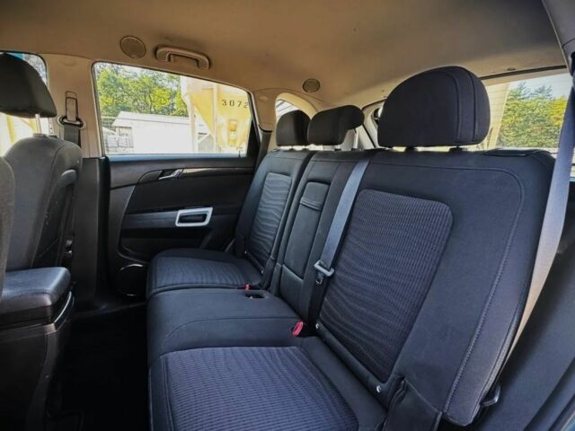 Черный Опель Антара, объемом двигателя 2.2 л и пробегом 155 тыс. км за 7800 $, фото 12 на Automoto.ua