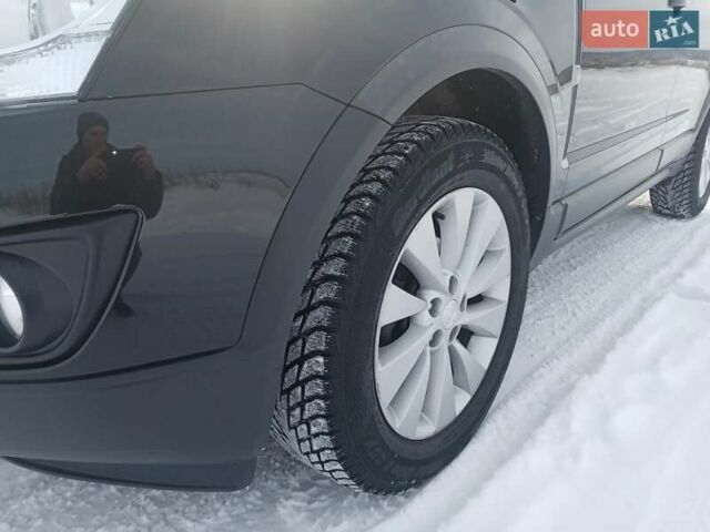 Черный Опель Антара, объемом двигателя 2.2 л и пробегом 170 тыс. км за 13100 $, фото 1 на Automoto.ua