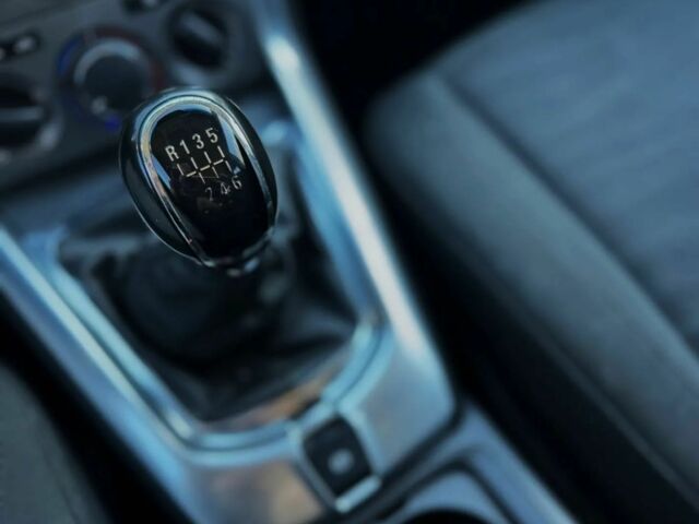 Черный Опель Антара, объемом двигателя 2.2 л и пробегом 155 тыс. км за 7800 $, фото 21 на Automoto.ua