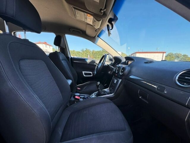 Черный Опель Антара, объемом двигателя 2.2 л и пробегом 155 тыс. км за 7800 $, фото 9 на Automoto.ua