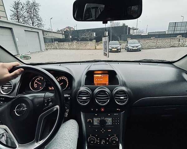 Черный Опель Антара, объемом двигателя 2.2 л и пробегом 180 тыс. км за 12800 $, фото 13 на Automoto.ua