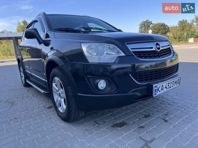 Чорний Опель Антара, об'ємом двигуна 2.4 л та пробігом 238 тис. км за 8900 $, фото 33 на Automoto.ua