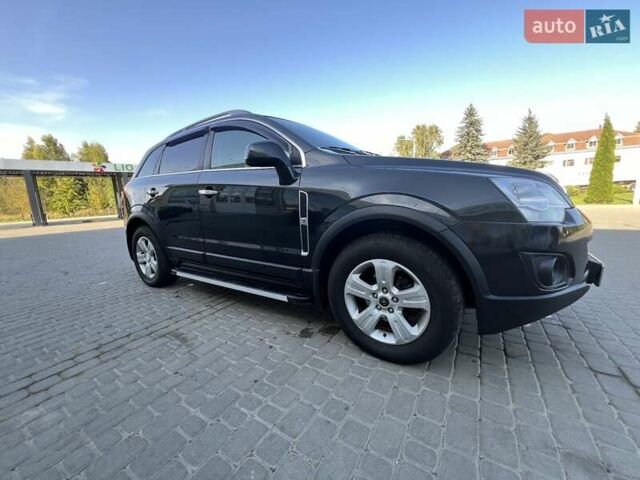 Чорний Опель Антара, об'ємом двигуна 2.4 л та пробігом 238 тис. км за 8900 $, фото 35 на Automoto.ua