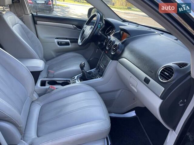 Черный Опель Антара, объемом двигателя 2.2 л и пробегом 138 тыс. км за 12985 $, фото 32 на Automoto.ua