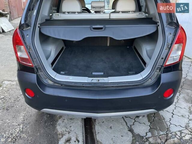 Чорний Опель Антара, об'ємом двигуна 2.2 л та пробігом 138 тис. км за 11985 $, фото 76 на Automoto.ua