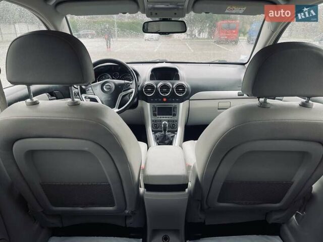 Черный Опель Антара, объемом двигателя 2.2 л и пробегом 138 тыс. км за 12850 $, фото 20 на Automoto.ua