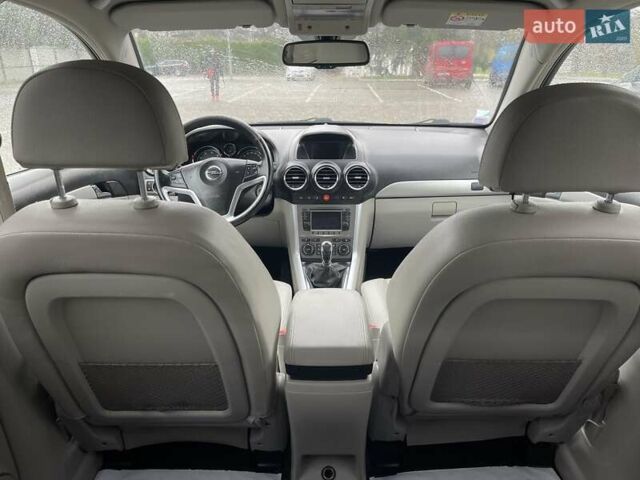 Черный Опель Антара, объемом двигателя 2.2 л и пробегом 138 тыс. км за 12850 $, фото 2 на Automoto.ua