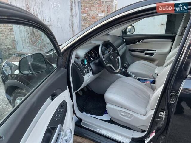 Чорний Опель Антара, об'ємом двигуна 2.2 л та пробігом 138 тис. км за 12450 $, фото 60 на Automoto.ua