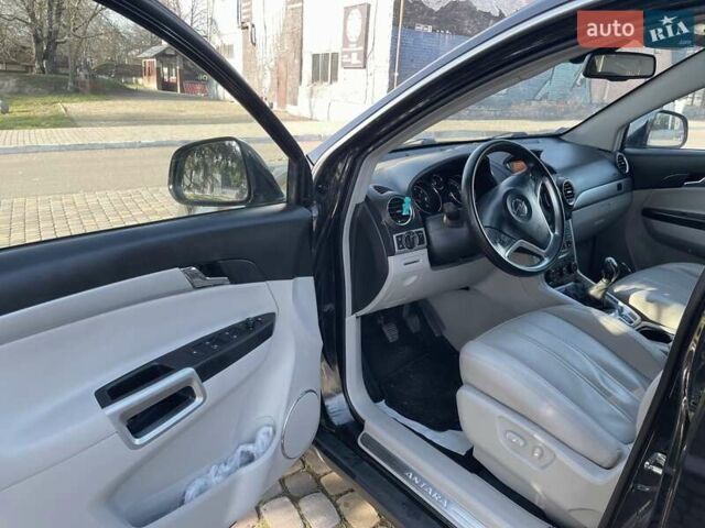 Чорний Опель Антара, об'ємом двигуна 2.2 л та пробігом 138 тис. км за 12450 $, фото 47 на Automoto.ua