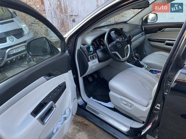 Черный Опель Антара, объемом двигателя 2.2 л и пробегом 138 тыс. км за 12985 $, фото 65 на Automoto.ua