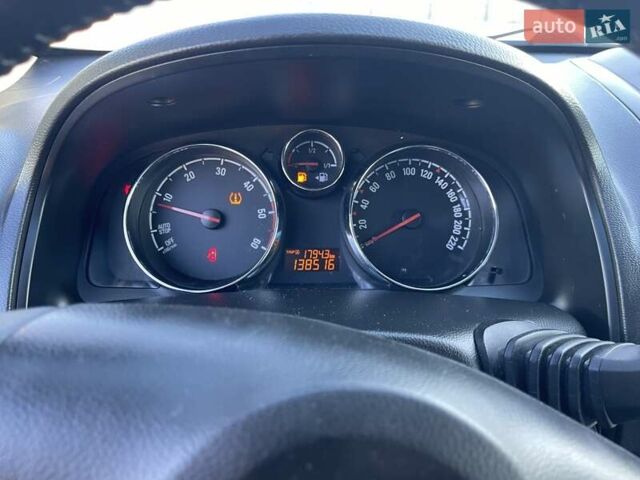 Чорний Опель Антара, об'ємом двигуна 2.2 л та пробігом 138 тис. км за 11985 $, фото 36 на Automoto.ua