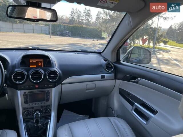 Черный Опель Антара, объемом двигателя 2.2 л и пробегом 138 тыс. км за 12985 $, фото 14 на Automoto.ua