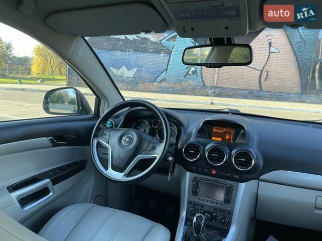 Черный Опель Антара, объемом двигателя 2.2 л и пробегом 138 тыс. км за 12985 $, фото 31 на Automoto.ua