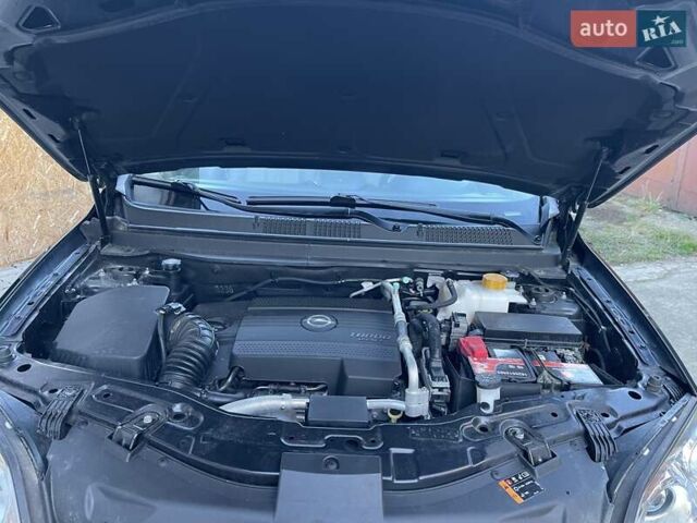 Черный Опель Антара, объемом двигателя 2.2 л и пробегом 138 тыс. км за 12985 $, фото 76 на Automoto.ua