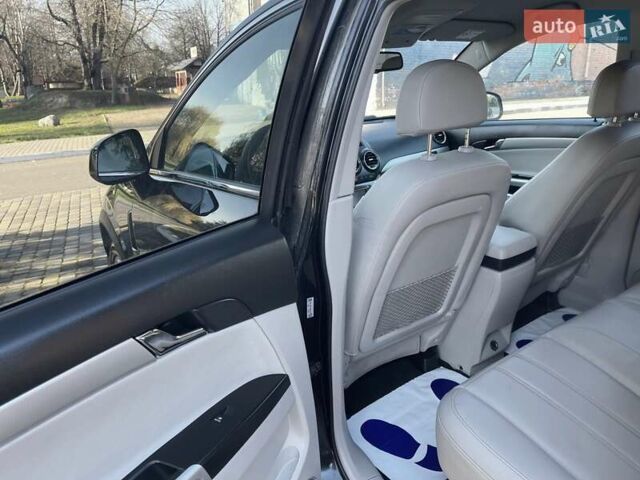 Чорний Опель Антара, об'ємом двигуна 2.2 л та пробігом 138 тис. км за 11985 $, фото 66 на Automoto.ua