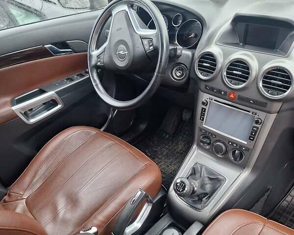 Опель Антара 2007 в Киверцы на Automoto.ua Коричневый Опель Антара, объемом двигателя 2.4 л и пробегом 200 тыс. км за 6999 $, фото 1 на Automoto.ua