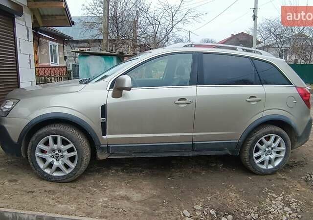Коричневый Опель Антара, объемом двигателя 2 л и пробегом 262 тыс. км за 8000 $, фото 1 на Automoto.ua