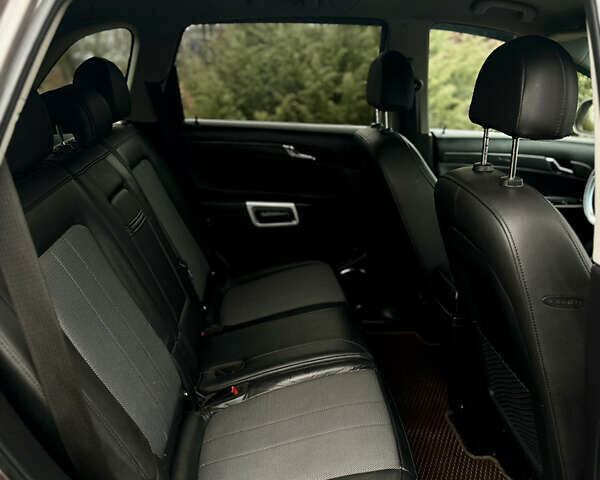 Коричневый Опель Антара, объемом двигателя 2.2 л и пробегом 241 тыс. км за 11000 $, фото 19 на Automoto.ua