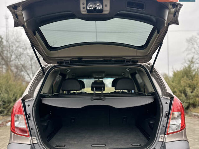 Коричневый Опель Антара, объемом двигателя 2.2 л и пробегом 241 тыс. км за 11000 $, фото 23 на Automoto.ua