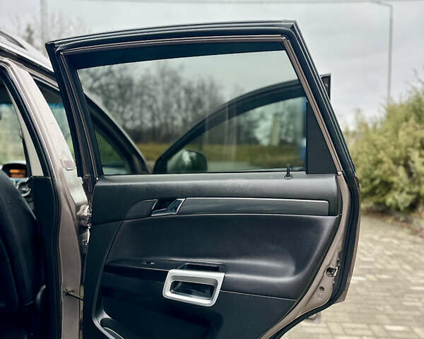 Коричневый Опель Антара, объемом двигателя 2.2 л и пробегом 241 тыс. км за 11000 $, фото 18 на Automoto.ua