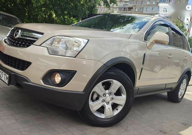 Опель Антара, об'ємом двигуна 2.2 л та пробігом 84 тис. км за 11800 $, фото 1 на Automoto.ua