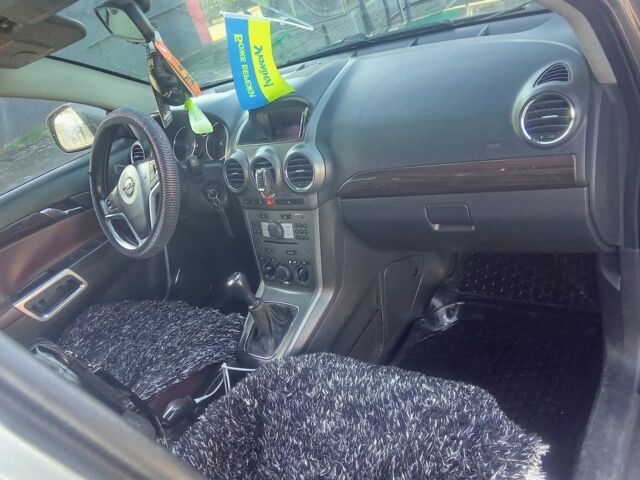 Опель Антара, об'ємом двигуна 2 л та пробігом 418 тис. км за 6500 $, фото 7 на Automoto.ua