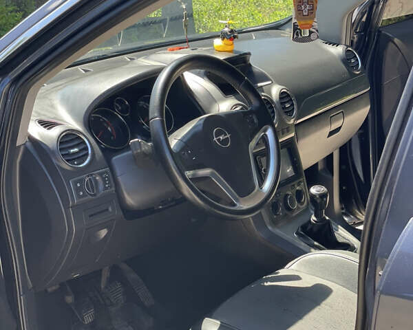 Опель Антара, объемом двигателя 2 л и пробегом 350 тыс. км за 7600 $, фото 1 на Automoto.ua