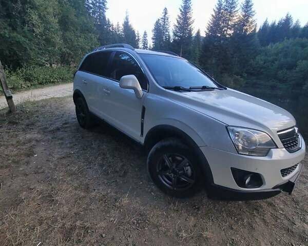 Опель Антара, объемом двигателя 2.2 л и пробегом 230 тыс. км за 9050 $, фото 8 на Automoto.ua