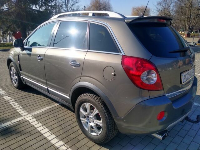 Серый Опель Антара, объемом двигателя 2 л и пробегом 242 тыс. км за 8200 $, фото 12 на Automoto.ua