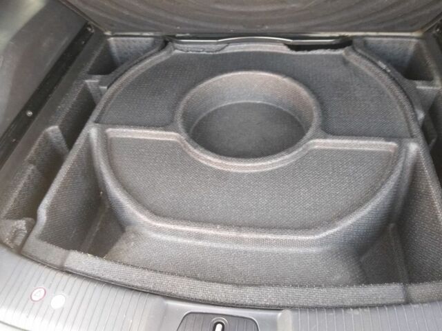 Серый Опель Антара, объемом двигателя 2 л и пробегом 242 тыс. км за 8200 $, фото 7 на Automoto.ua