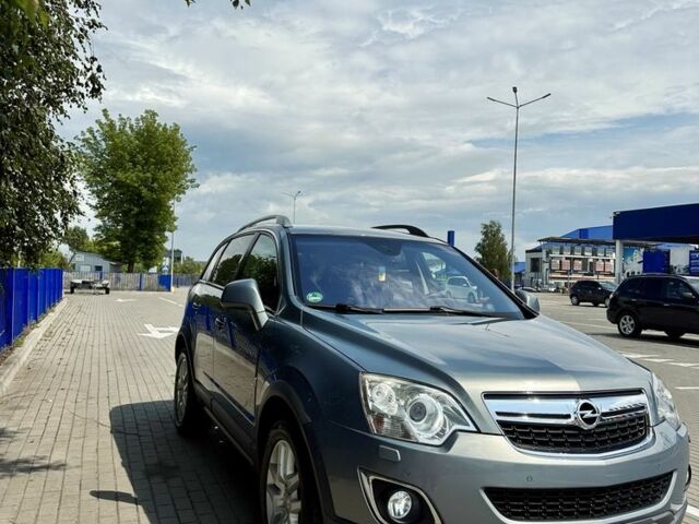 Серый Опель Антара, объемом двигателя 2.2 л и пробегом 233 тыс. км за 9200 $, фото 6 на Automoto.ua