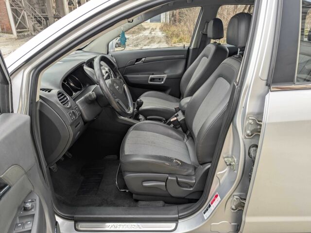 Сірий Опель Антара, об'ємом двигуна 2 л та пробігом 191 тис. км за 3700 $, фото 12 на Automoto.ua