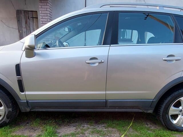 Сірий Опель Антара, об'ємом двигуна 0 л та пробігом 260 тис. км за 4300 $, фото 4 на Automoto.ua