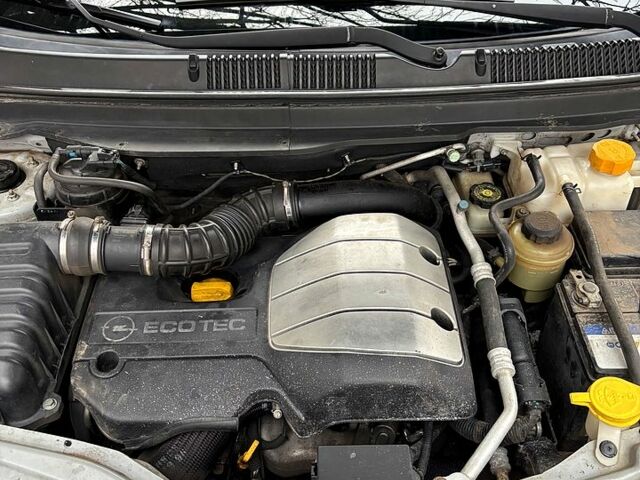 Сірий Опель Антара, об'ємом двигуна 2 л та пробігом 325 тис. км за 7800 $, фото 12 на Automoto.ua