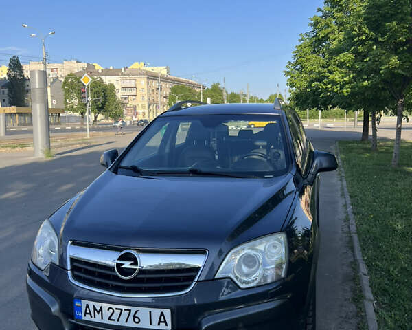 Серый Опель Антара, объемом двигателя 1.99 л и пробегом 230 тыс. км за 9300 $, фото 1 на Automoto.ua