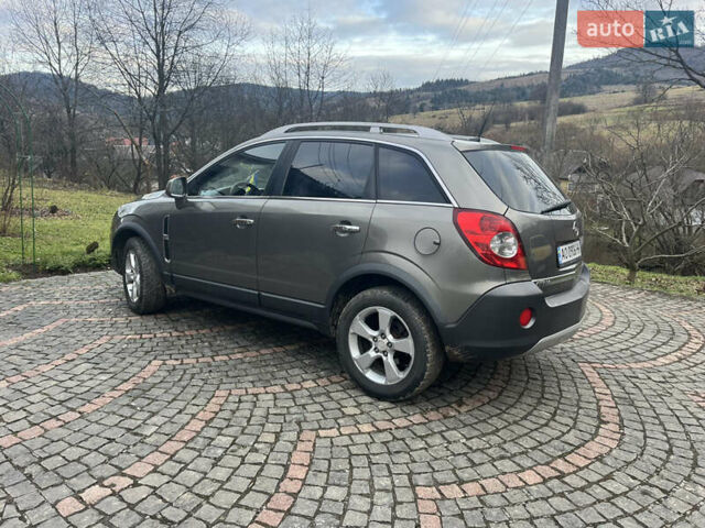 Сірий Опель Антара, об'ємом двигуна 1.99 л та пробігом 370 тис. км за 7500 $, фото 2 на Automoto.ua